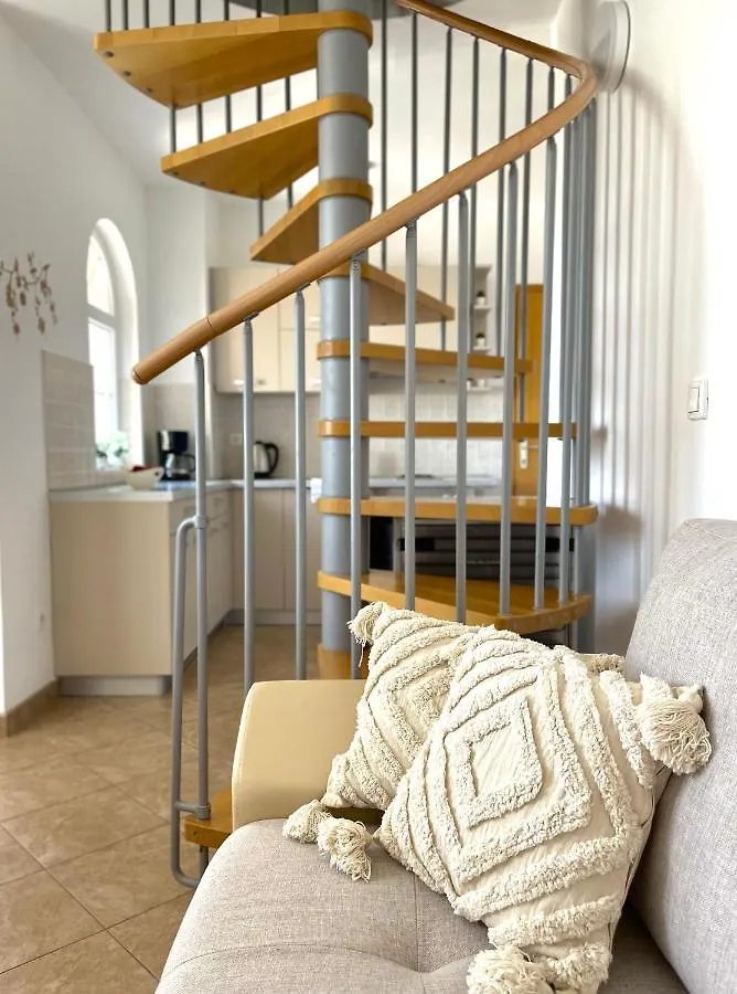 Apartments Tony Biograd Na Moru 0*,  Croacia