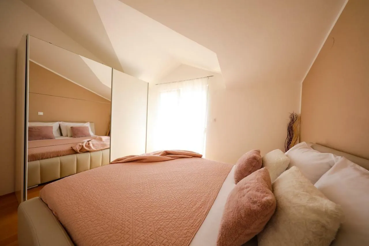 Apartments Tony Biograd Na Moru Croacia
