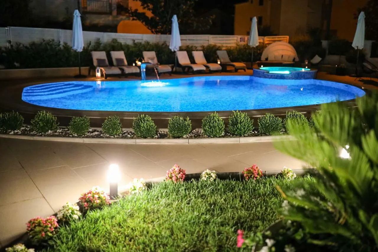 Apartments Tony Biograd Na Moru Croacia